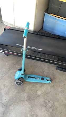 Cooghi Kids 3-Wheel Kick Scooter