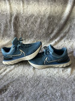 Nike React Infinity Run Flyknit 3 Dutch Blue Black Size 7.5