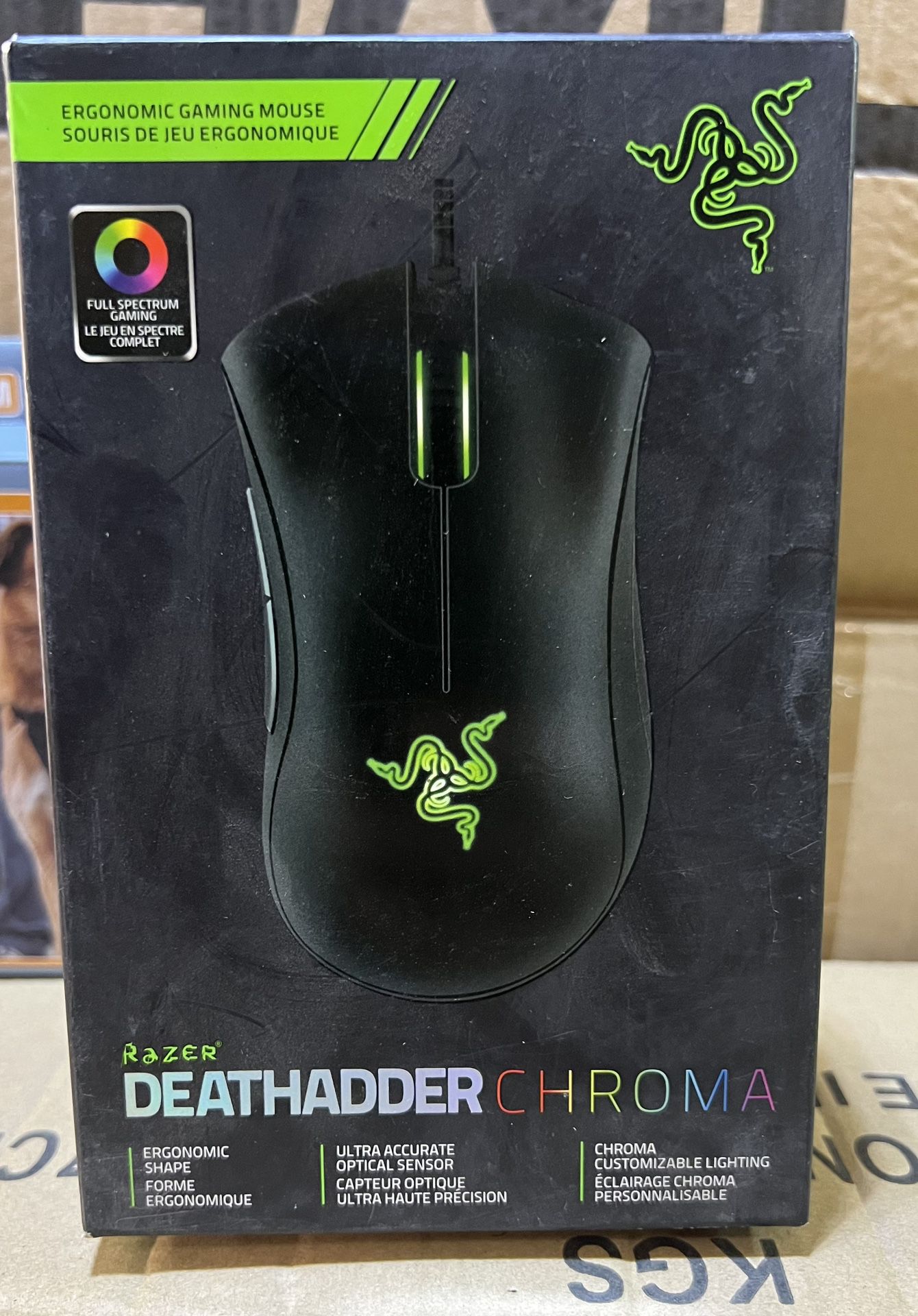 Razer DeathAdder Chroma - Multi-Color Ergonomic Gaming Mouse - 10,000 DPI Sensor