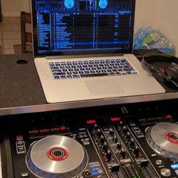 Pioneer DJ DDJ-SR2 