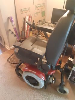 2025 Shoprider Mid-wheel Powerchair 6 Runner 14HD