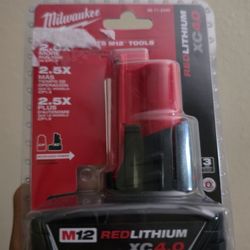 M12 4.0 Milwaukee Battery