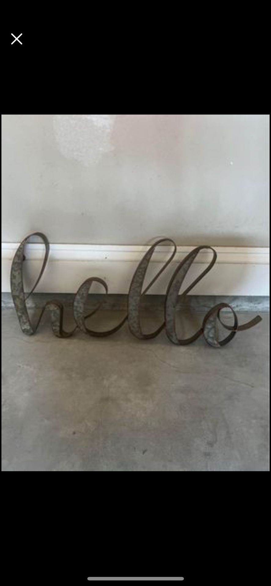“Hello” Wall decor