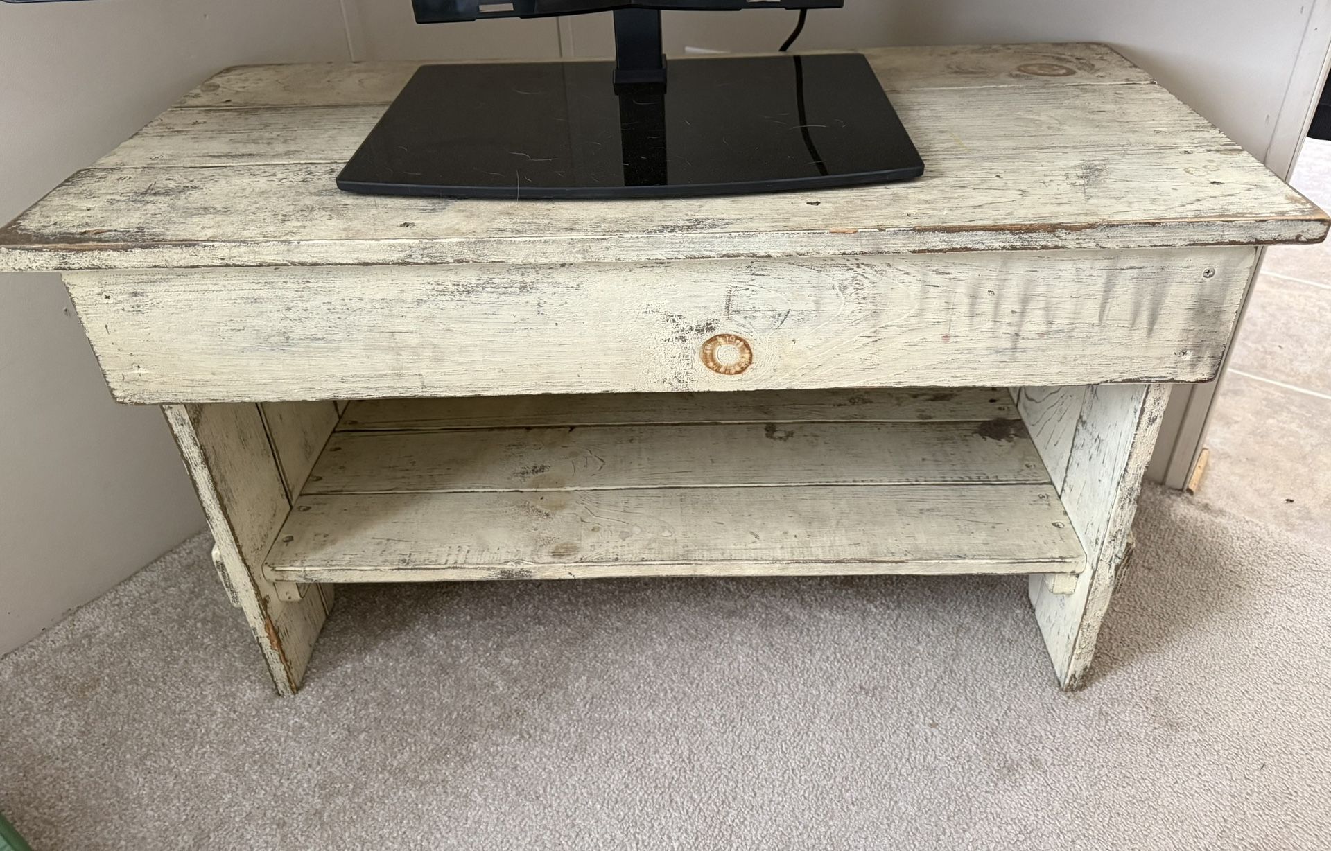 Set Of 2 Wooden Tables