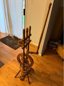 Vintage German Wooden Treadle Spinning Wheel | Rustic Farmhouse Decor
