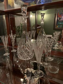 Glass Decanter with 6 cordial glasses