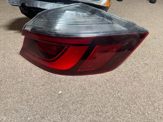 19 Honda insight taillight