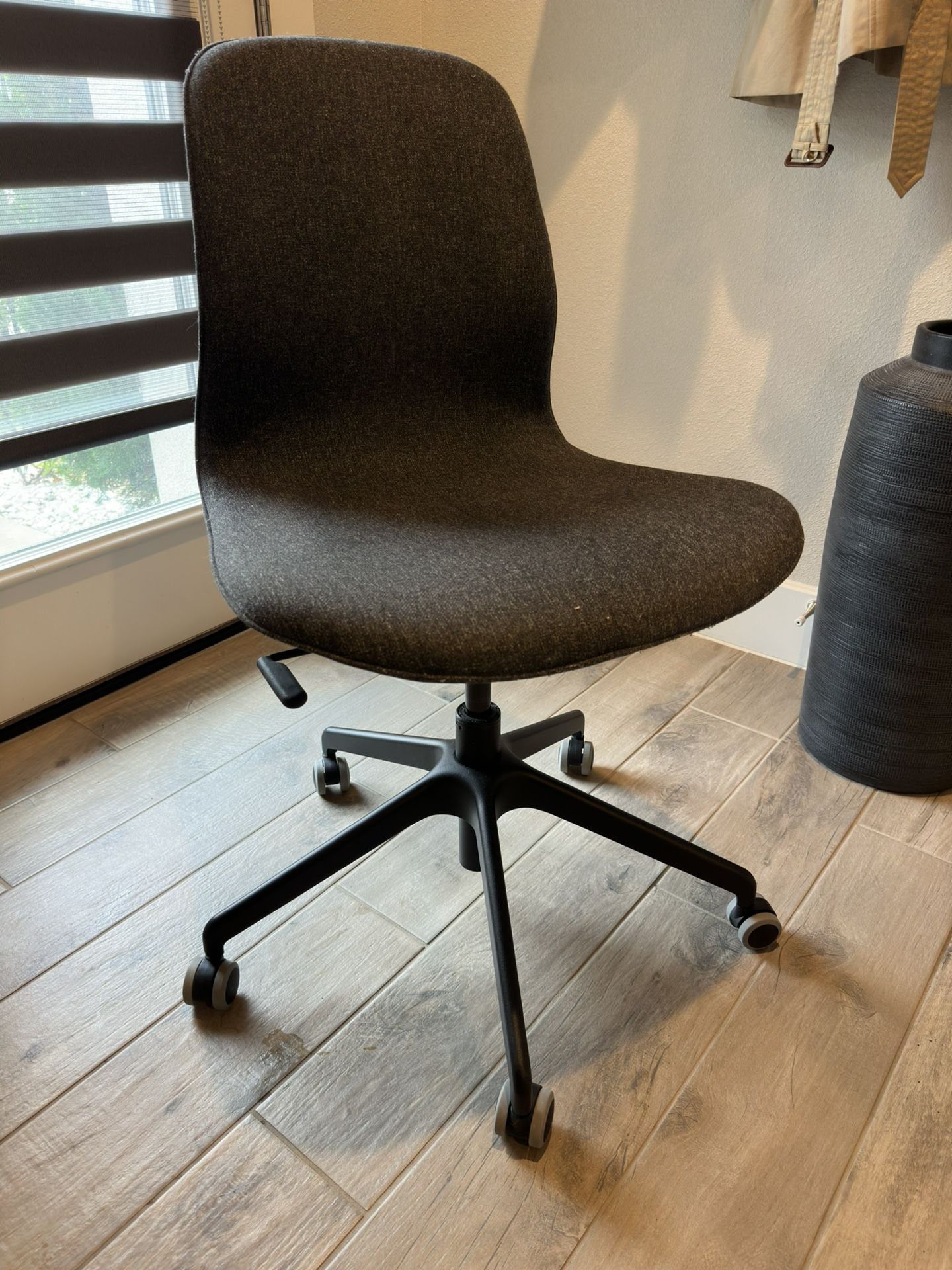 IKEA LANGFJALL Computer Desk Office Chair