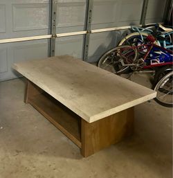 Coffee Table Ashley Furniture - New