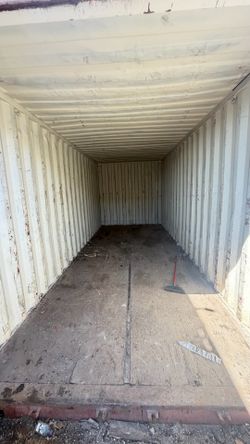 Store containers 40 yards