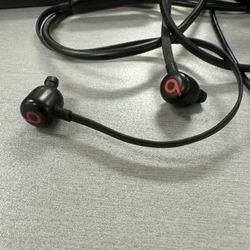 Beats Flex Wireless Earbuds - Apple W1 Headphone Chip, Magnetic Earphones, Class 1 Bluetooth, 12 Hours of Listening Time, Built-in Microphone - Black 
