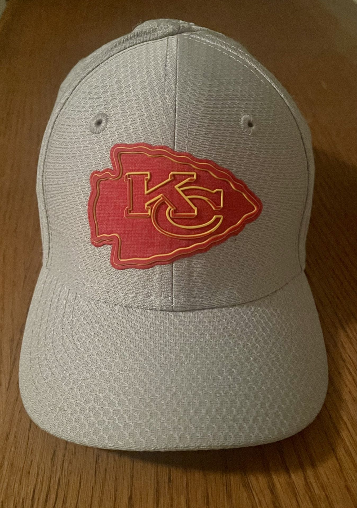 Gray Youth Size Chiefs Fitted Baseball Cap