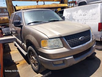 2004 Ford Expedition For Parts
