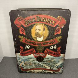 Jack Daniels Collectible 1904 Gold Medal Tin Box Vintage 1980s 