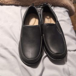 Boys Black Dress Shoes – Size 1 – Church, School, Formal Wear – Great Condition

