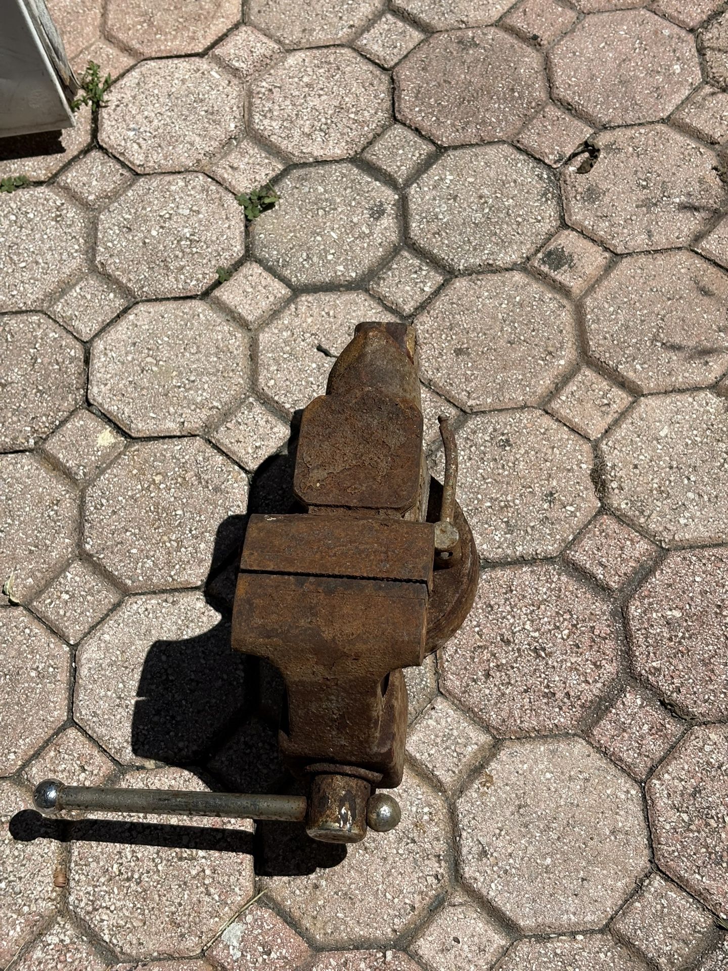 Vintage columbiam Bench Vise