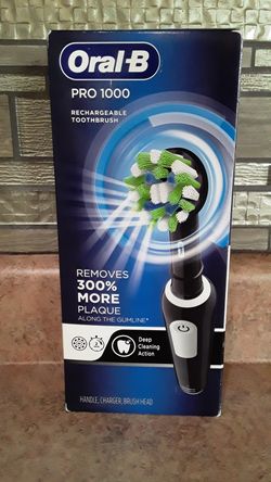 Brand New Oral-B Pro 1000 Rechargeable Toothbrush
