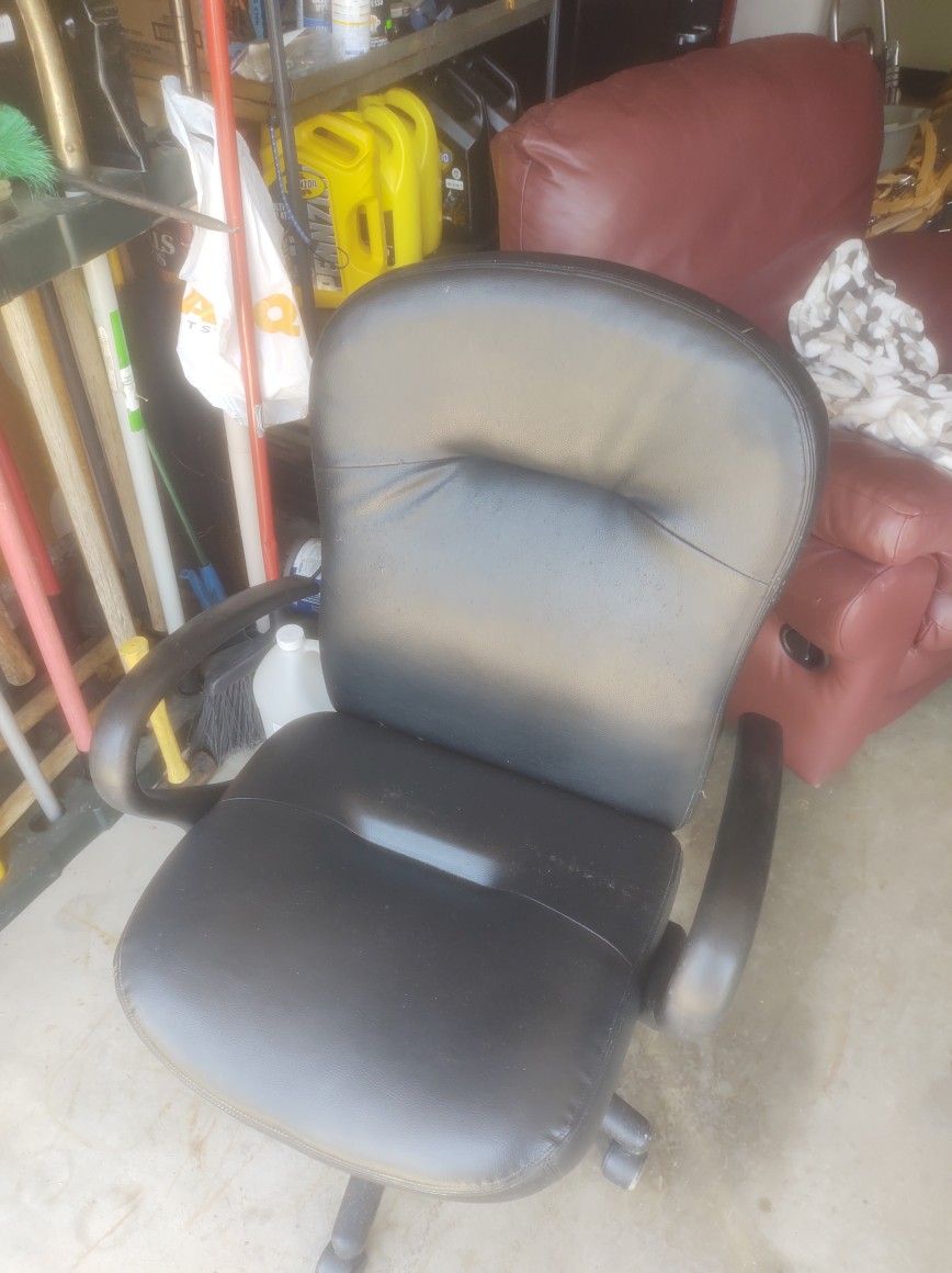 Rolling Office Chair