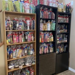 Brand new bath and body works gift sets for men and women. $10. Higley and ray. 