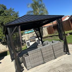 Gazebo 10x10 New In The Box 