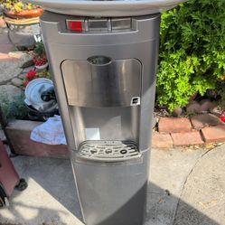 Water Dispenser