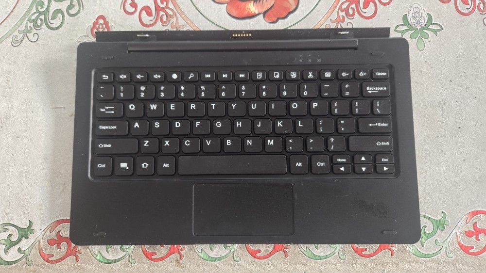Insignia Keyboard 