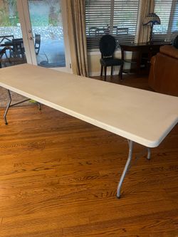 8ft heavy lifetime table with royal blue tablecover