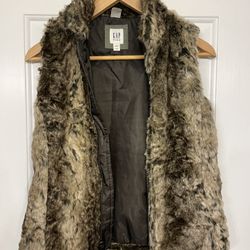 GAP Furry Vest (kids xl)