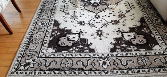 Area rug 100% sheep wool hand made 7×9