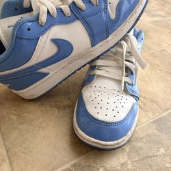 Nike air Jordan youth shoes 4