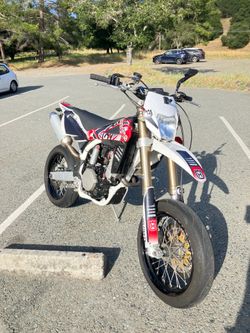 Husqvarna SMR 510cc supermoto