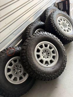 AEV Salta Rims BFG 35” All Terrain  KO2