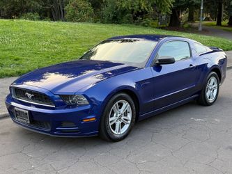 2013 Ford Mustang V6
