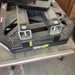 Fifth wheel hitch