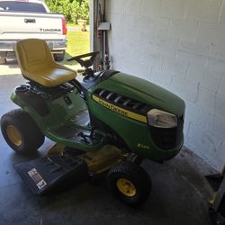 John Deere E120