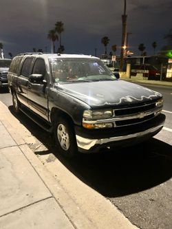 2004 Chevrolet Suburban