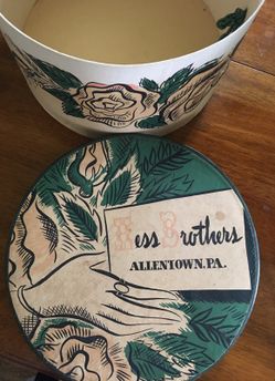 Hess Brothers Hat Box