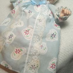 As Antique Hand Crsfte