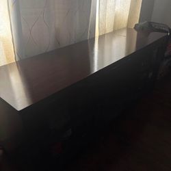 Tv stand