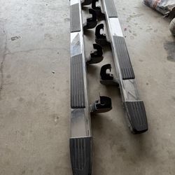 2018 Chevy Silverado Side Steps 