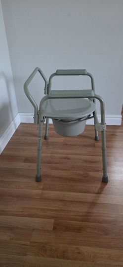 Medical bedside Commode 3 in one Model