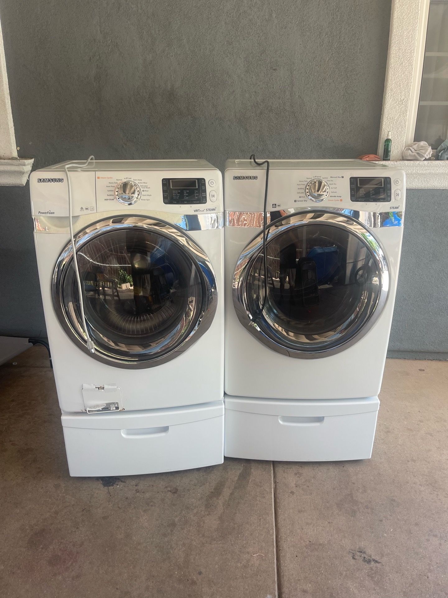 Samsung washer and gas dryer