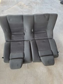 14 Ford Mustang GT Rear Grey Cloth Seats Top And Bottom - Excellent Conditions $170