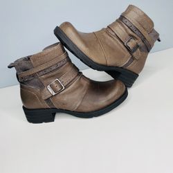 Earth Origins strappy booties leather gray 2019 Randi Roland $110 Size : 6 M  Brand new without original box  100% authentic  Fast shipping