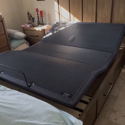 Sealy Ease 4.0 Adjustable Base  