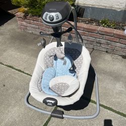 Graco Baby Swing