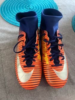 Nike Soccer cleats adult size 9.5
