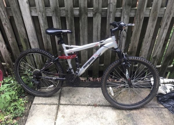 mongoose element racing bike