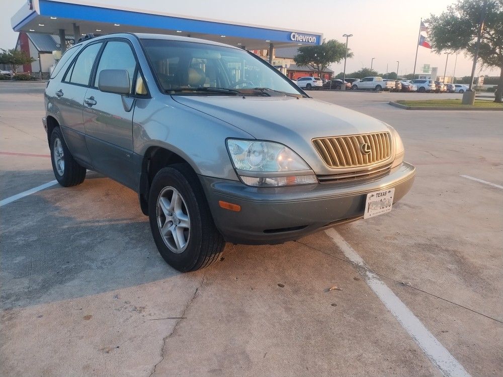 Lexus RX 300