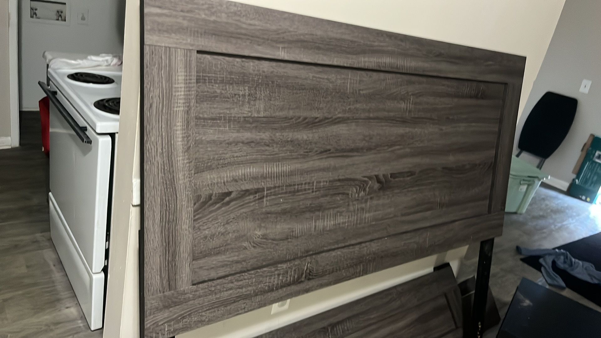 Full Size Bed Frame Set Do (mattresses Come With)